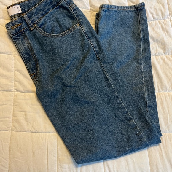 ASOS Men's Relaxed Blue Jeans - Picture 1 of 3